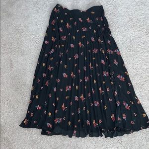 HM floral skirt